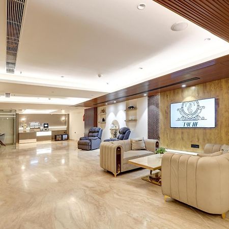 The Tyche New Delhi - Traveller'S Choice Award Winner 2025 Exteriör bild