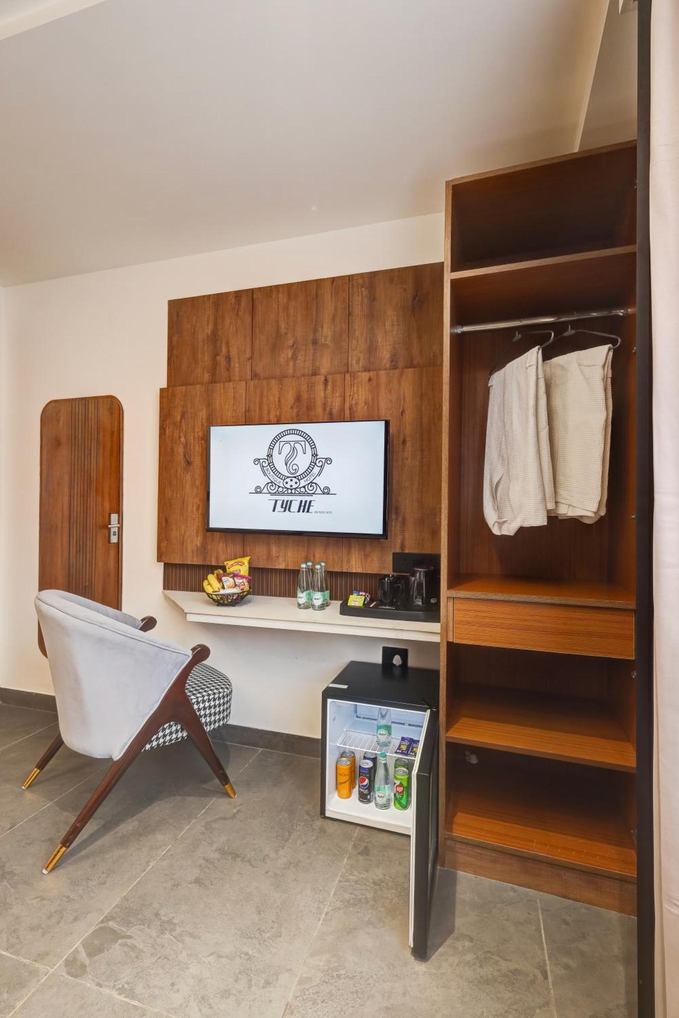 The Tyche New Delhi - Traveller'S Choice Award Winner 2025 Exteriör bild