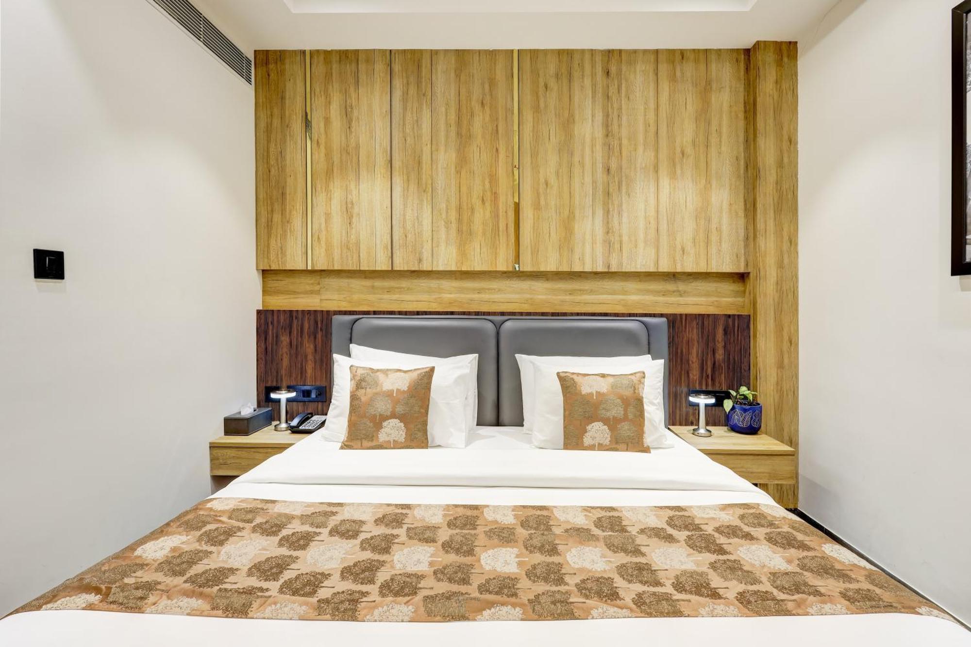 The Tyche New Delhi - Traveller'S Choice Award Winner 2025 Exteriör bild