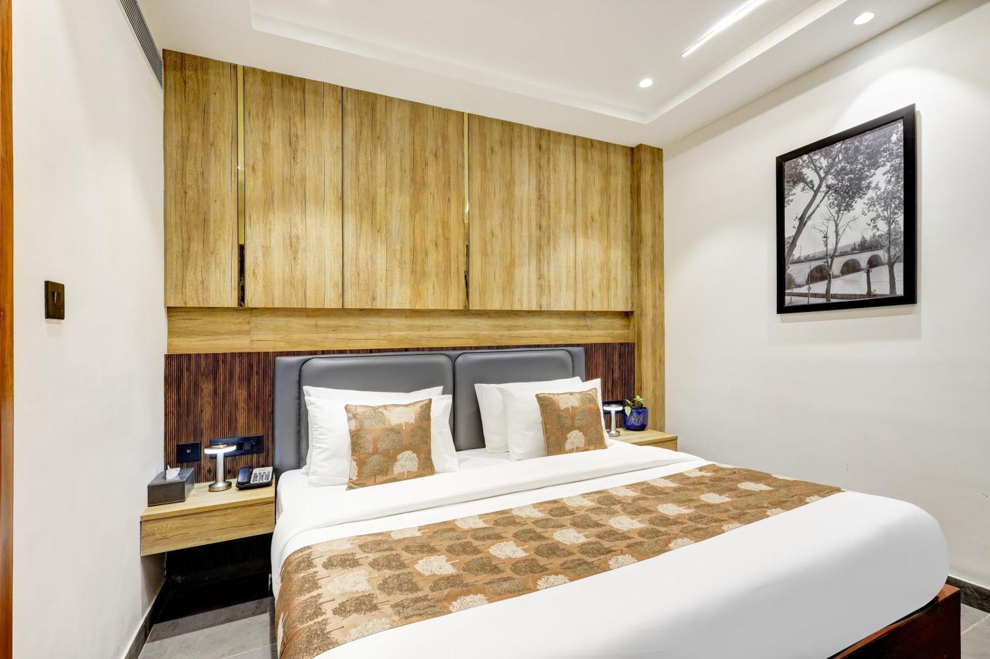 The Tyche New Delhi - Traveller'S Choice Award Winner 2025 Exteriör bild