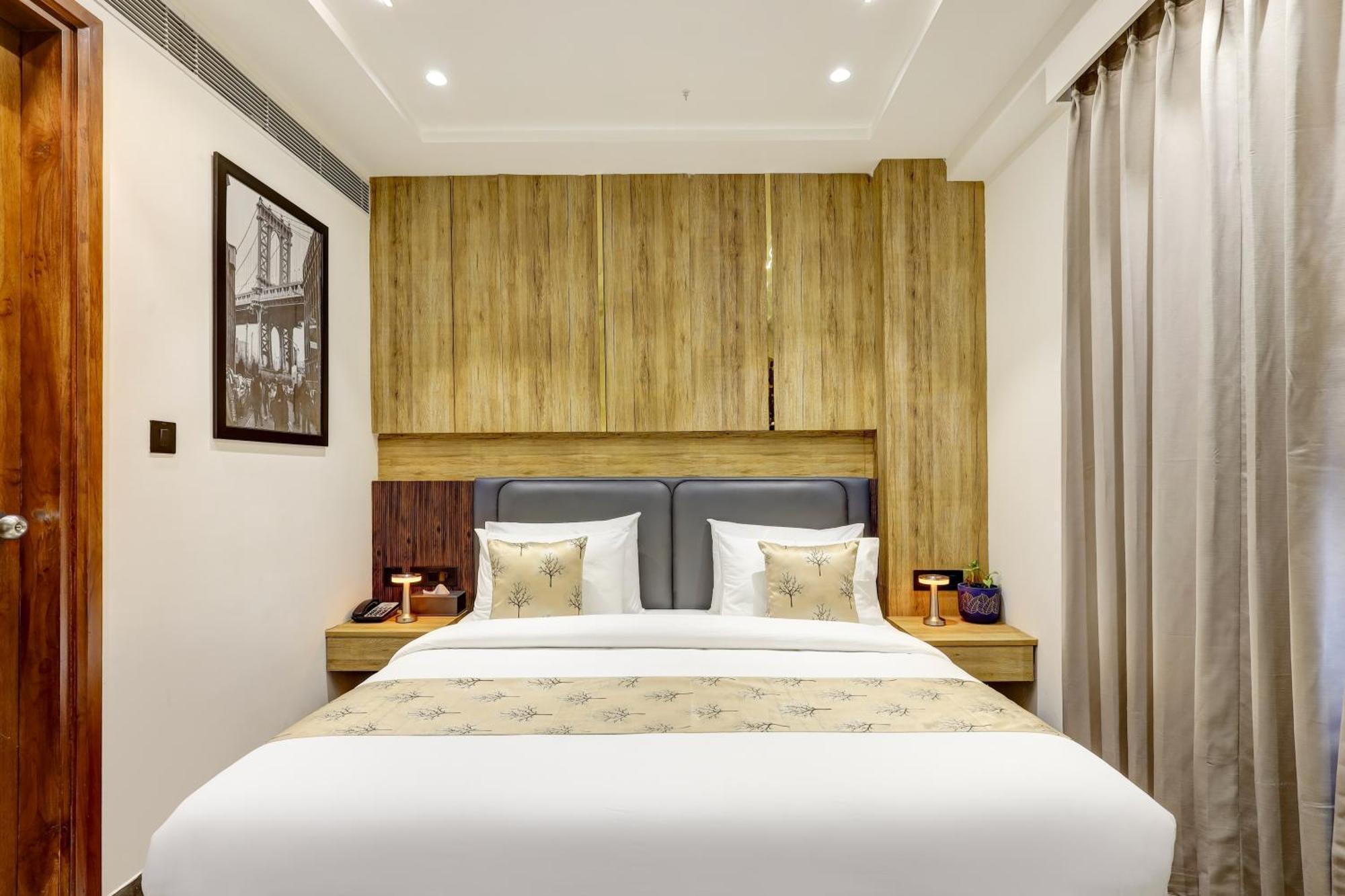 The Tyche New Delhi - Traveller'S Choice Award Winner 2025 Exteriör bild