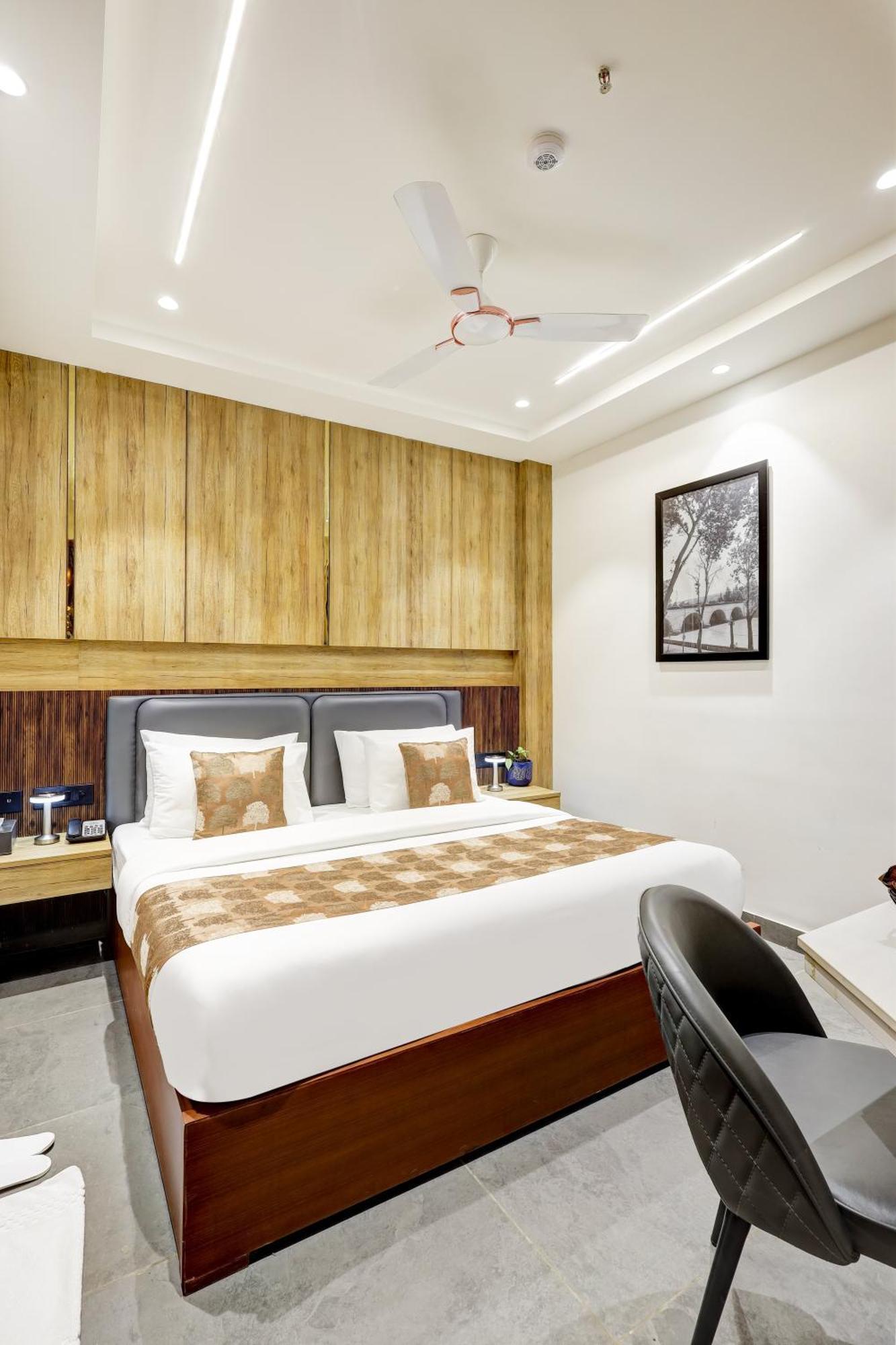 The Tyche New Delhi - Traveller'S Choice Award Winner 2025 Exteriör bild